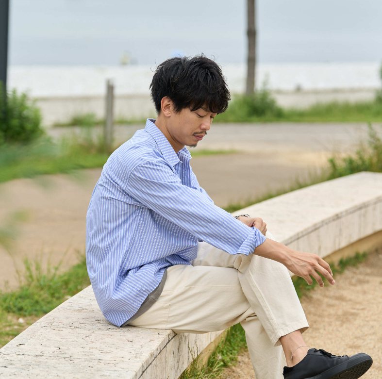 「9月登場！爽やかなストライプシャツ」