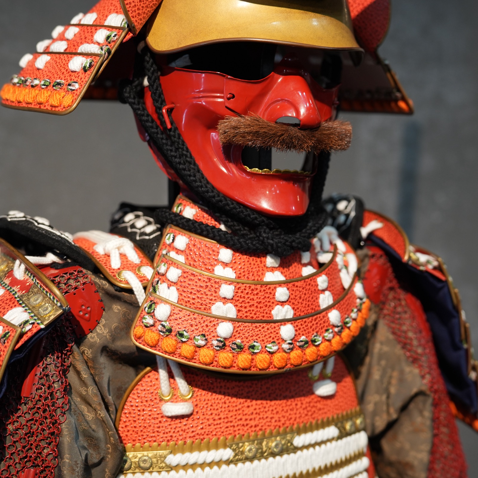 江戸時代の甲冑に用いられた黒桟革